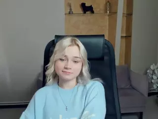 AlodiaBucker's Live Sex Cam Show