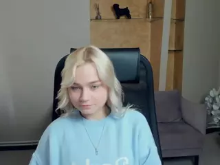 AlodiaBucker's Live Sex Cam Show