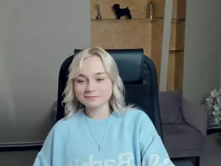 AlodiaBucker's Live Sex Cam Show