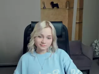 AlodiaBucker's Live Sex Cam Show