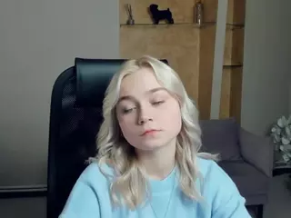 AlodiaBucker's Live Sex Cam Show