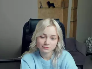 AlodiaBucker's Live Sex Cam Show