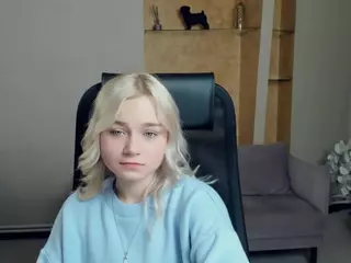 AlodiaBucker's Live Sex Cam Show