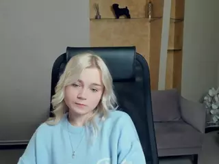 AlodiaBucker's Live Sex Cam Show