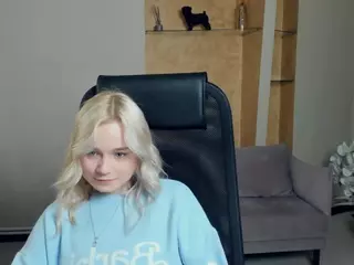 AlodiaBucker's Live Sex Cam Show