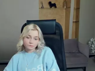AlodiaBucker's Live Sex Cam Show
