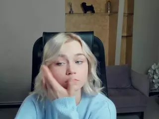AlodiaBucker's Live Sex Cam Show