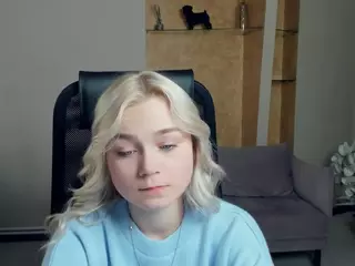 AlodiaBucker's Live Sex Cam Show