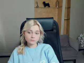 AlodiaBucker's Live Sex Cam Show