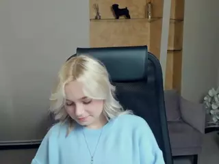 AlodiaBucker's Live Sex Cam Show