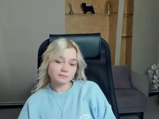 AlodiaBucker's Live Sex Cam Show