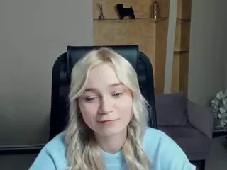 AlodiaBucker's Live Sex Cam Show