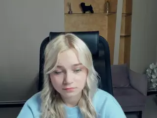 AlodiaBucker's Live Sex Cam Show