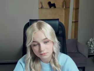 AlodiaBucker's Live Sex Cam Show
