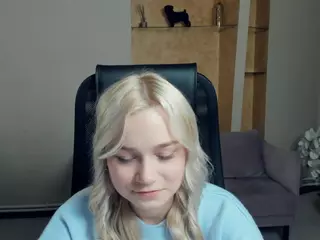AlodiaBucker's Live Sex Cam Show