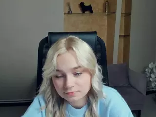 AlodiaBucker's Live Sex Cam Show