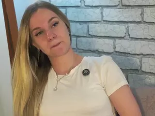 ArdithHedley's Live Sex Cam Show