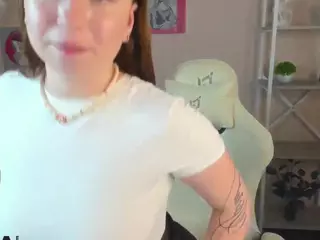 Bunny-Luvv's Live Sex Cam Show