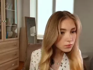 EsmaGreaves's Live Sex Cam Show
