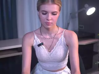 FlairHessey's Live Sex Cam Show