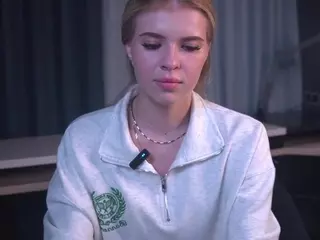 FlairHessey's Live Sex Cam Show
