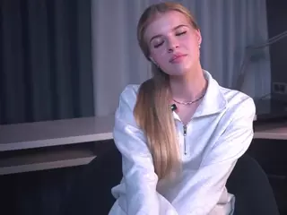 FlairHessey's Live Sex Cam Show