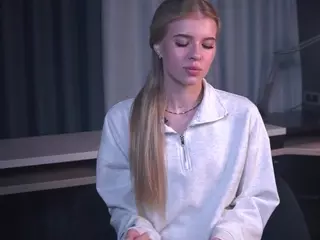 FlairHessey's Live Sex Cam Show
