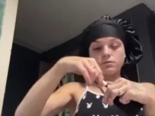 IttyBittyMeryssa's Live Sex Cam Show