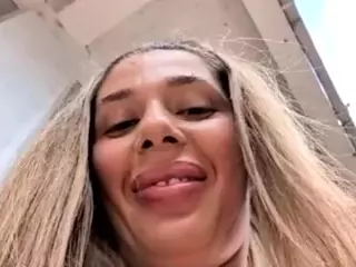 jaklinesexxy's Live Sex Cam Show