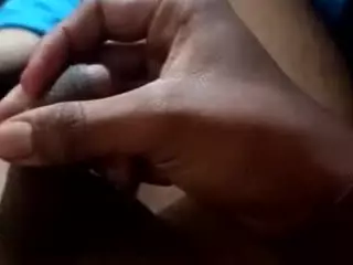 luienrimonroygar32's Live Sex Cam Show