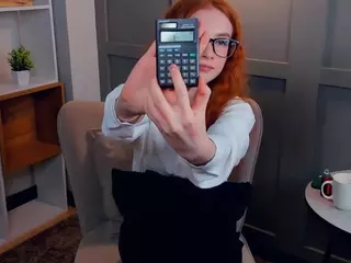 MaeEdman's Live Sex Cam Show