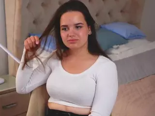 SilverAxtell's Live Sex Cam Show