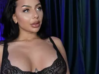 SpicyMaple's Live Sex Cam Show