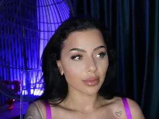SpicyMaple's Live Sex Cam Show