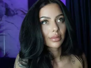 SpicyMaple's Live Sex Cam Show