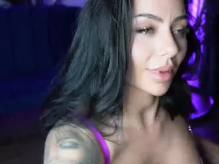 SpicyMaple's Live Sex Cam Show