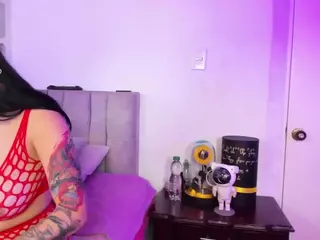 Kuro-Vall's Live Sex Cam Show