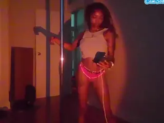 planetvee's Live Sex Cam Show