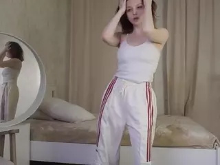 EditaHadley's Live Sex Cam Show