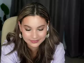 JulianaHearing's Live Sex Cam Show