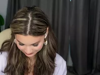 JulianaHearing's Live Sex Cam Show
