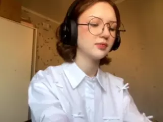 TESLA-Model-Y's Live Sex Cam Show