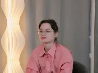 CateGoldsworthy's Live Sex Cam Show