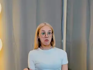 AlthenaEden's Live Sex Cam Show
