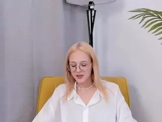 AlthenaEden's Live Sex Cam Show
