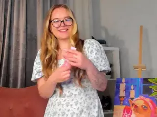 BlissEstey's Live Sex Cam Show