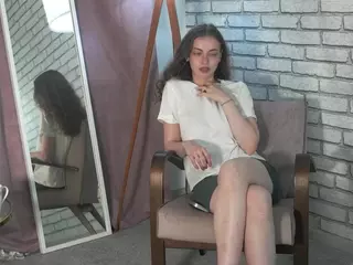 HenriettaBouler's Live Sex Cam Show