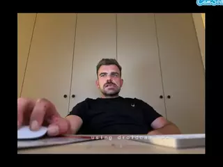 ikke1990's Live Sex Cam Show