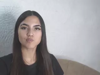 KeeleyBerkshire's Live Sex Cam Show