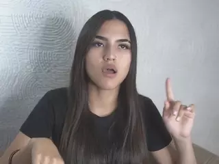 KeeleyBerkshire's Live Sex Cam Show